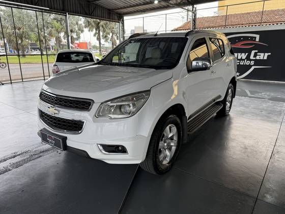 CHEVROLET TRAILBLAZER 2.8 LTZ 4X4 16V TURBO DIESEL 4P AUTOMÁTICO CHEVROLET TRAILBLAZER 2.8 LTZ 4X4 16V TURBO DIESEL 4P AUTOMÁTICO